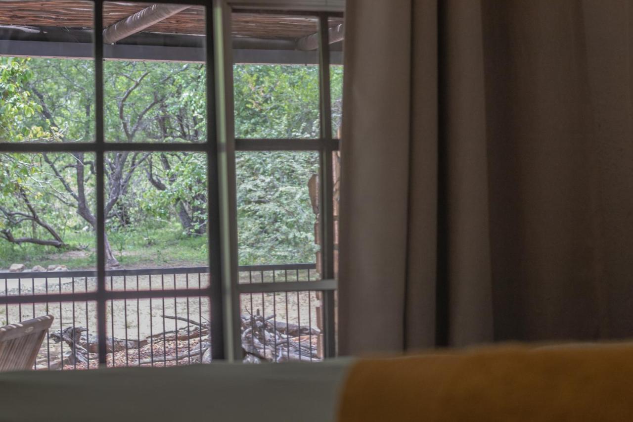 Hello Kruger Hideaway Cottage & Skilpad Studio Марлот Парк Екстериор снимка